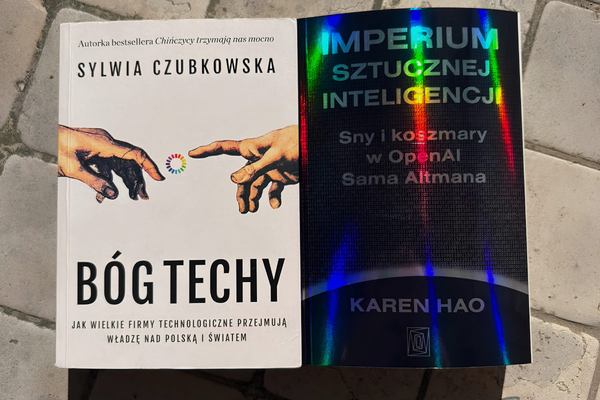 zdjęcie książek Sylwii Czubkowskiej i Karen Hao